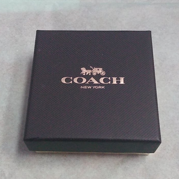 Coach Heart Stud Earrings Set, 2 pair - Picture 3 of 4